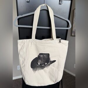 D&G Cream Canvas Tote with Silver Zipper